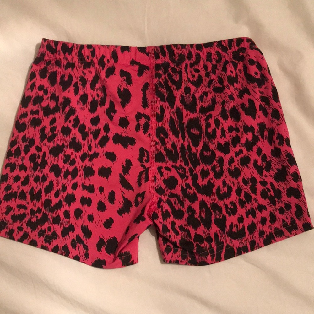 Patterned Reebok spandex shorts - Picture 3 of 4